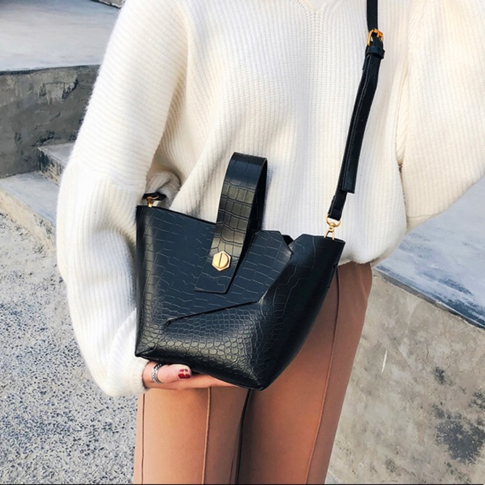 🔄🆕 CAIRO Crocodile Bucket Bag Set - Picture 4 of 5